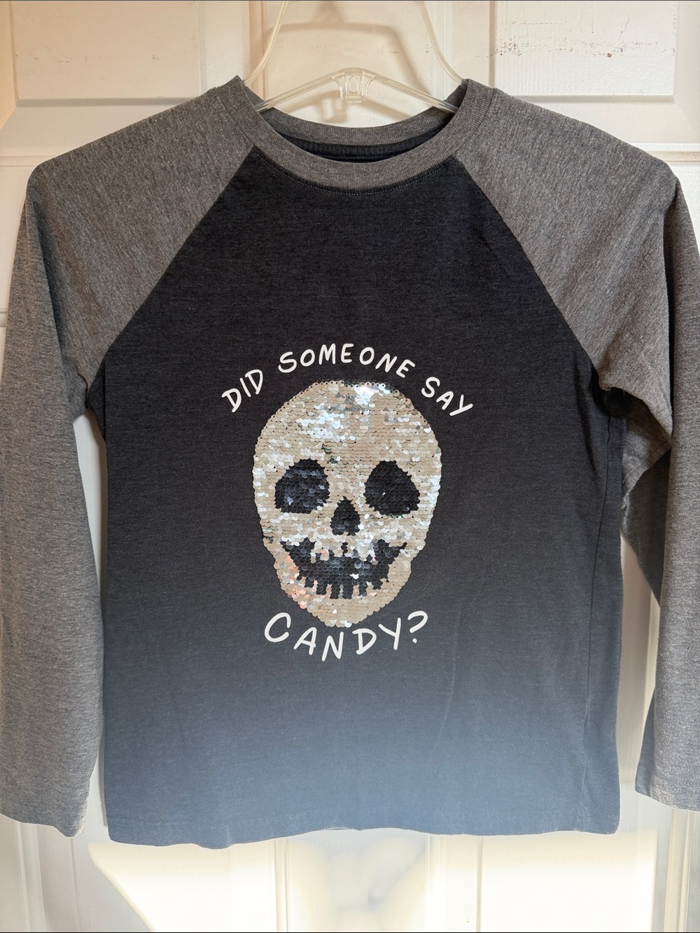 Cat & Jack Black and Gray Long-Sleeve Sequin Flippy Skull Tee
